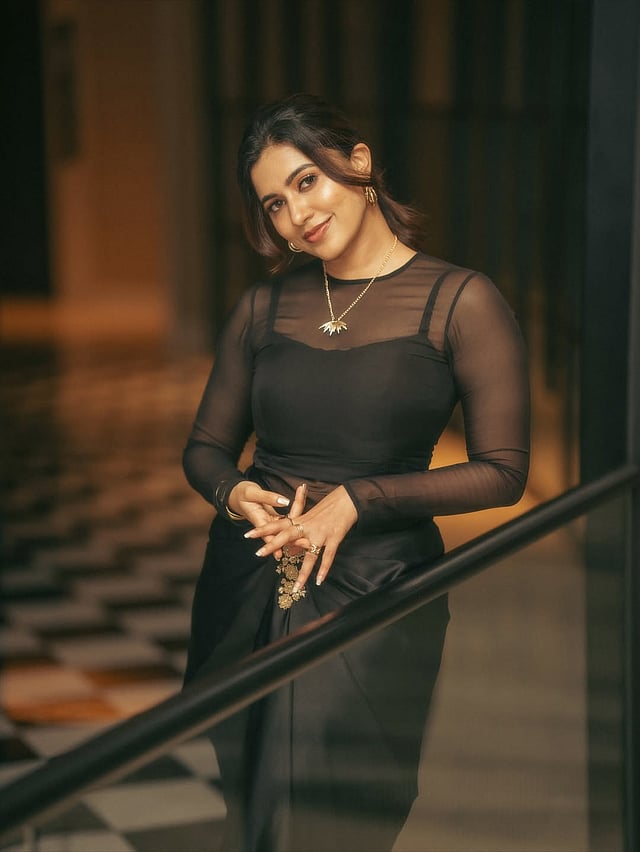മലയാളത്തിന് പുറമെ തമിഴിലും കയ്യടി നേടിയ താരം