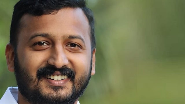'രാഹുല് ലൈംഗിക വേട്ടക്കാരന്; ക്രൂരമായി പീഡിപ്പിച്ചു; മുറിവുകള് ഉണ്ടായി'; യുവതിയുടെ പരാതിയുടെ പൂര്ണരൂപം