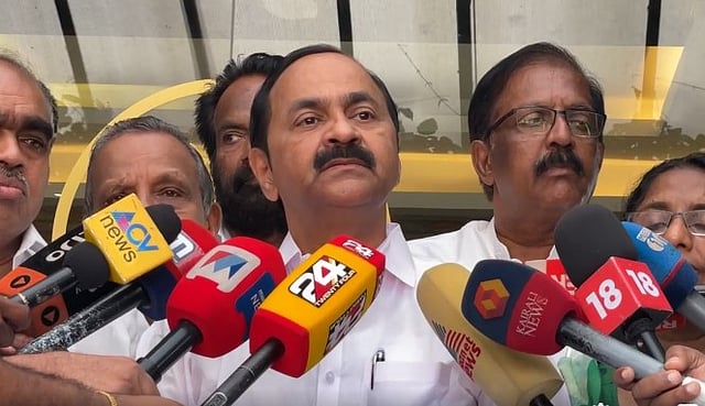 'പുറത്താക്കാന്‍ ഇന്നലെ തന്നെ തീരുമാനിച്ചു; ഈ പാര്‍ട്ടിയില്‍ അഭിമാനം; മുഖ്യമന്ത്രി അറസ്റ്റ് ഒഴിവാക്കുന്നത് ലൈവ് ആയി നിര്‍ത്താന്‍' 
