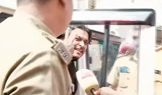 'കിഡ്നി പ്രശ്നമാകുന്നു'; പതിനൊന്നു ദിവസമായി, സ്റ്റേഷന് ജാമ്യം തരേണ്ട കേസാണെന്ന് രാഹുല് ഈശ്വര്