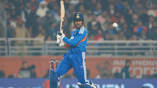Tilak Varma batting