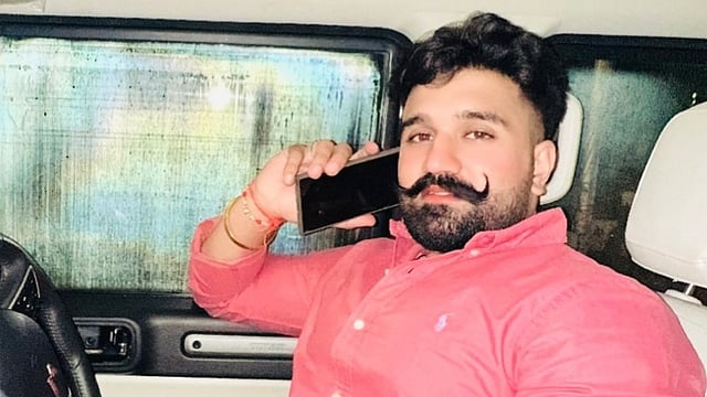 കബഡി കളിക്കുന്നതിനിടെ സെല്ഫിയെടുക്കാനെത്തി; താരത്തെ അക്രമികള് വെടിവച്ചുകൊന്നു; അന്വേഷണം