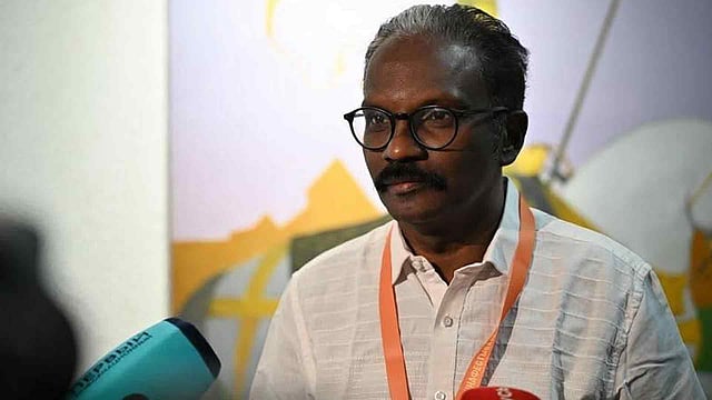 'മറുപടി നല്‍കേണ്ട ചെയര്‍മാന്‍ സ്ഥലത്തില്ല, വെറും ഡമ്മി'; ഐഎഫ്എഫ്‌കെയിലെ 'വെട്ട്' അസാധാരണമെന്ന് ഡോക്ടര്‍ ബിജു 