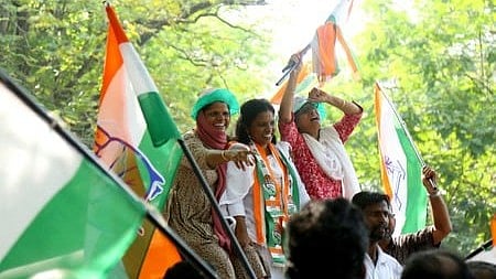 തദ്ദേശത്തില് യുഡിഎഫ് നേടിയത് 82.37 ലക്ഷം വോട്ട്; എല്ഡിഎഫിന് നഷ്ടമായത് 1117 വാര്ഡുകള്; ലാഭനഷ്ടക്കണക്കുകള് ഇങ്ങനെ