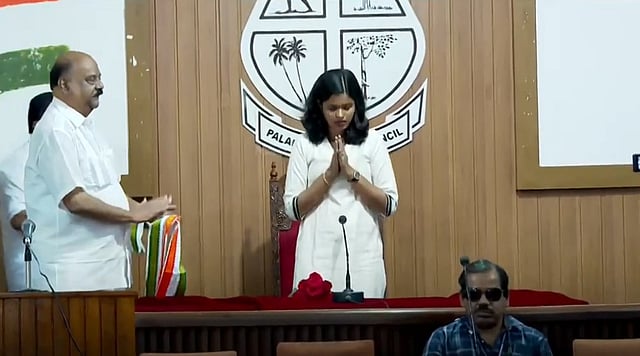 പാലാ നഗരസഭ ഭരണം യുഡിഎഫിന് നഷ്ടമായി; എല്ഡിഎഫ് അവിശ്വാസത്തെ പിന്തുണച്ച് കോണ്ഗ്രസ് അംഗങ്ങള്