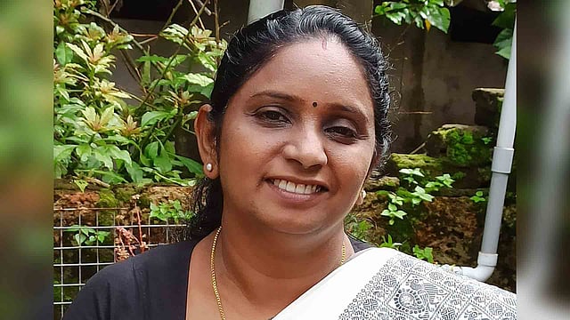 കെഎസ്ആര്ടിസിക്ക് പിന്നാലെ വനിതകള്ക്ക് വീണ്ടും സൗജന്യ യാത്ര; പുതിയ പദ്ധതിയുമായി കൊച്ചി കോര്പ്പറേഷന്
