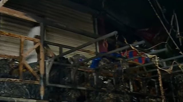 കൊച്ചി ബ്രോഡ് വേയിൽ വൻ തീപിടിത്തം; 12 ഓളം കടകൾ കത്തിനശിച്ചു