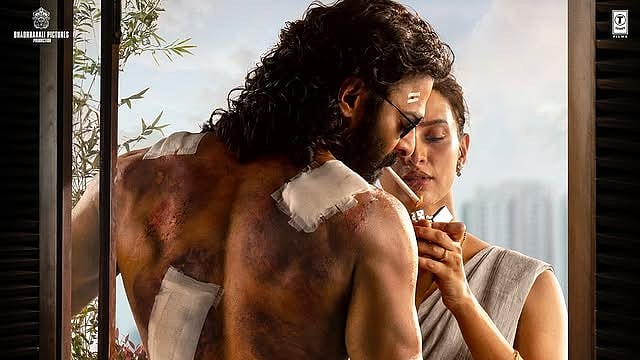 'ഇതിപ്പോ അനിമലിന്റേതു പോലെ തന്നെയുണ്ടല്ലോ ?'; പ്രഭാസിന്റെ 'സ്പിരിറ്റ്' ഫസ്റ്റ് ലുക്ക് പോസ്റ്ററിന് വിമർശനം