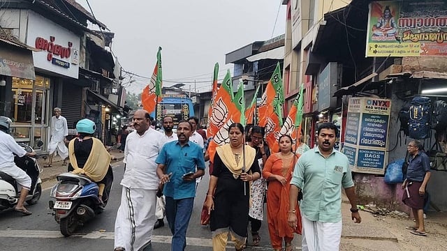 RSS Protest Erupts in Kannur Following Bomb Scare: Kerala News focuses on the recent incident in Panur where an RSS protest followed reports of a bomb being found.