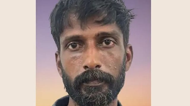വീടിന് ചുറ്റും കുഴിച്ചിട്ടത് ലക്ഷങ്ങള് വിലമതിക്കുന്ന സ്വര്ണം; ബൈക്ക് മോഷ്ടാവ് ചില്ലറക്കാരനല്ല