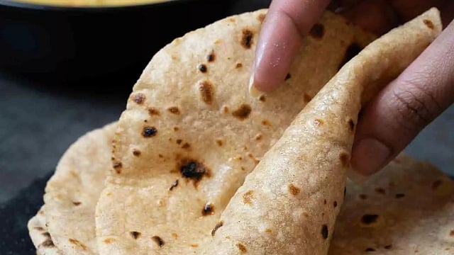 ചപ്പാത്തി സോഫ്റ്റ് ആക്കാൻ ഇക്കാര്യങ്ങൾ ശ്രദ്ധിക്കണം