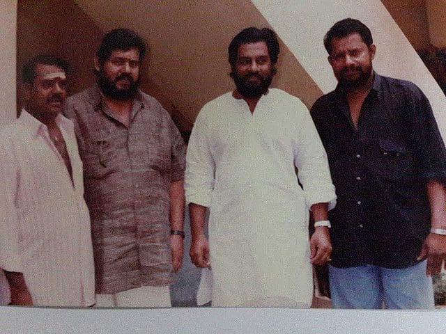 പിന്നീട് പുറത്തിറങ്ങിയ പല ഹിറ്റ് സിനിമകള്ക്കും പശ്ചാത്തലസംഗീതവും ഗാനങ്ങളുമൊരുക്കി സൂപ്പര്ഹിറ്റ് സംഗീതസംവിധായകന് എന്ന പേരും എസ്.പി. വെങ്കടേഷ് സ്വന്തമാക്കി.