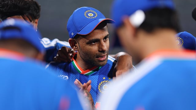 Suryakumar Yadav with team members