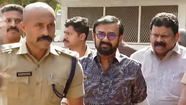 വഴുതക്കാട് വാഹനാപകടം: പൊലീസിന് വീഴ്ച സംഭവിച്ചിട്ടില്ലെന്ന് സ്‌പെഷല്‍ ബ്രാഞ്ച് റിപ്പോര്‍ട്ട്; 'നടന്റെ ഫോണ്‍ സ്വിച്ച് ഓഫ് ആയിരുന്നു'