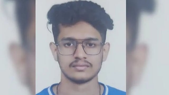 youth died and his mother was critically injured