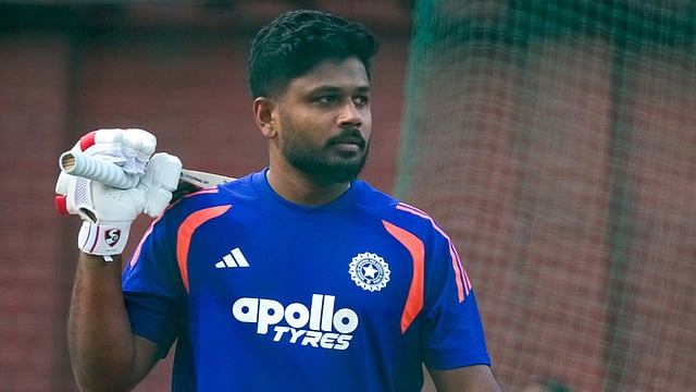 അഭിഷേക് ഇല്ലെങ്കിലും സഞ്ജുവിനെ ഓപ്പണറാക്കരുത്, പകരം വാഷിങ്ടൺ വരട്ടെ; നിര്ദേശവുമായി
മുൻ ഇന്ത്യൻ താരം