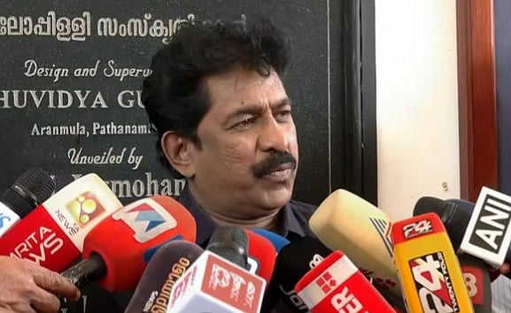 'എവിടെയെല്ലാം സ്വാഭാവിക നടപടികള് ഉണ്ടായി, എല്ലാം ദൈവനിശ്ചയം പോലെ നടക്കും'; സജിചെറിയാന് പ്രേംകുമാറിന്റെ മറുപടി