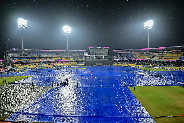 മഴ കളിച്ചു; ടി20 ലോകകപ്പിലെ പാകിസ്ഥാന് - ന്യൂസിലന്ഡ് മത്സരം ഉപേക്ഷിച്ചു