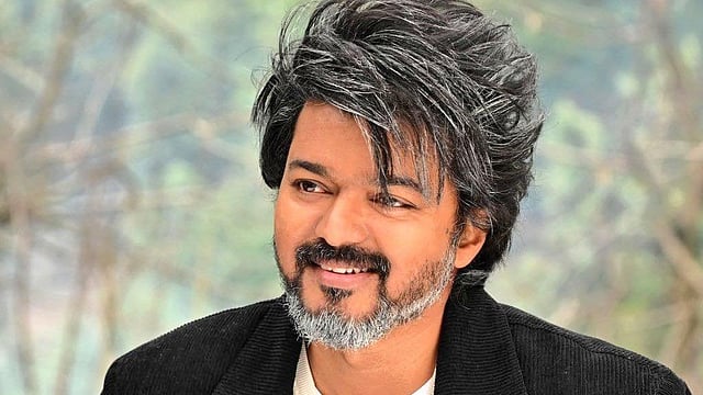 ഭക്ഷണം കഴിക്കുന്നതിനിടെ വിജയ് കാരണമില്ലാതെ തല്ലി, നിലത്ത് വീണ എന്റെ നെഞ്ചത്ത് ആഞ്ഞ് ചവിട്ടി; നടനെതിരെ മുന് സഹായി