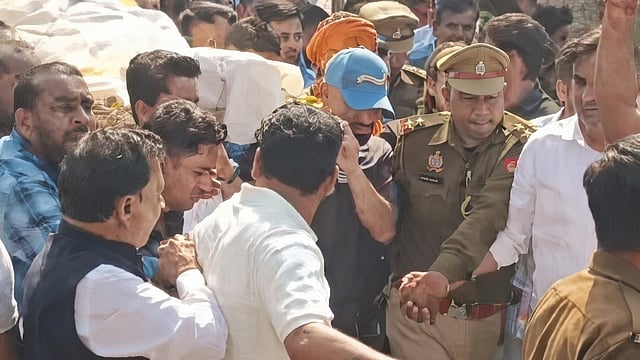 റിങ്കു സിങ് ഉടൻ ടീമിനൊപ്പം ചേരുമോ ?, ബിസിസിഐ പറയുന്നത് ഇങ്ങനെ... 