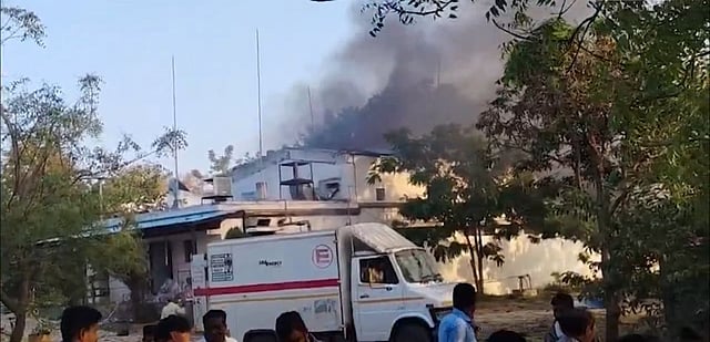 നാഗ്പൂര് ഫാക്ടറിയില് വന് സ്ഫോടനം; 17 പേര് മരിച്ചു; നിരവധി പേര്ക്ക് പരിക്ക്