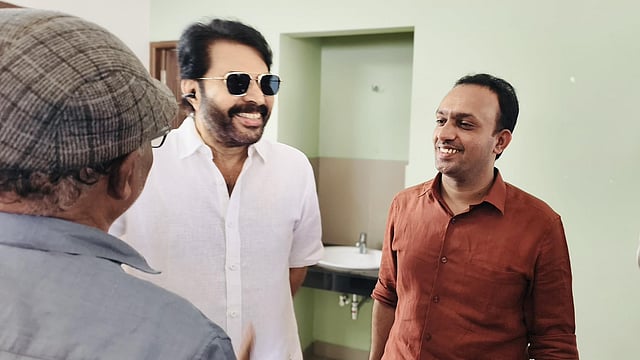 'മമ്മൂട്ടി പറഞ്ഞ കണ്‍സേണ്‍ മാധ്യമങ്ങളും വലത് സൈബര്‍ കേന്ദ്രങ്ങളും എനിക്കെതിരായി പ്രചരിപ്പിച്ചു'; വിവാദത്തില്‍ കെ റഫീഖ് 