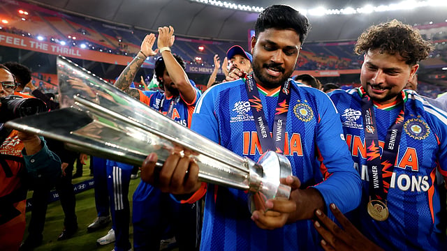 'ട്വിങ്കിള് ട്വിങ്കിള് ലിറ്റില് സ്റ്റാര്, സഞ്ജു സാംസണ് സൂപ്പര് സ്റ്റാര്'