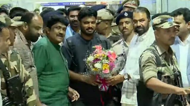 'ചേട്ടൻ വന്നല്ലോ'; ജന്മനാട്ടിൽ സഞ്ജുവിന് ആവേശകരമായ സ്വീകരണം (വിഡിയോ)