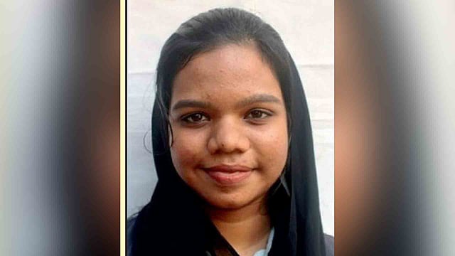 പരീക്ഷ എഴുതി മടങ്ങി; പ്ലസ്ടു വിദ്യാർഥിനി കുഴഞ്ഞു വീണ് മരിച്ചു