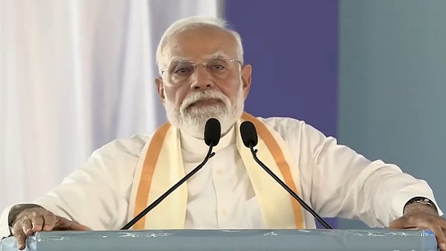 'കേരള'യെ 'കേരളം' ആക്കിയത് എന്‍ഡിഎ സര്‍ക്കാര്‍; മലയാളം പറഞ്ഞ് മോദി ധീവരസഭ വേദിയില്‍