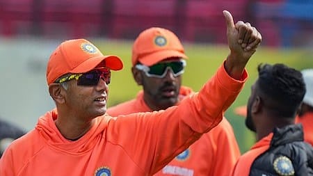 ഏറ്റെടുത്ത റോളുകൾ ഗംഭീരമാക്കി, ദ്രാവിഡ് എന്ന 'വൻ മതിലിന്' ബിസിസിഐയുടെ അംഗീകാരം