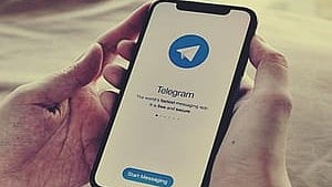 പാഠ പുസ്തകം 'മൈക്രോ' ആക്കും; കോപ്പിയടിക്കാൻ സഹായം; 2 ടെലഗ്രാം ചാനലുകൾ നിരീക്ഷണത്തിൽ