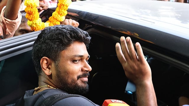 സഞ്ജുവിന് ചെന്നൈയിൽ ഓപ്പണർ റോൾ അല്ല, സുരേഷ് റെയ്നയുടെ പ്ലാൻ ഇങ്ങനെ