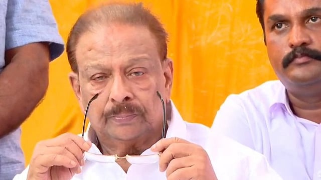 'ഞാനിന്നും ജീവനോടെ ഇരിക്കുന്നത് കാപ്പാടൻ രമേശന്റെ കാവൽ കൊണ്ട്'; വിതുമ്പി കെ സുധാകരൻ