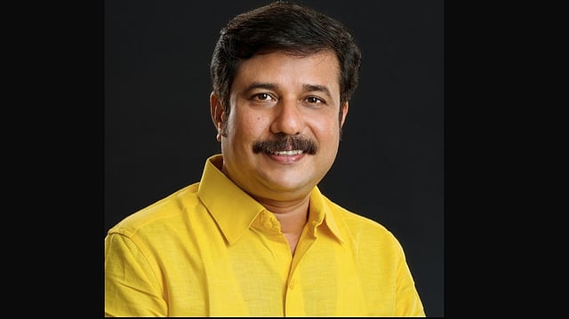 ആലപ്പുഴയില് നിന്ന് ആലുവയിലേയ്ക്ക്; യുഡിഎഫിനെ അട്ടിമറിക്കാന് എ എം ആരിഫിനെ ഇറക്കി ഇടതുമുന്നണി