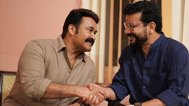 'എന്താ മോനെ ജയിച്ചു വാ... കൈ പിടിച്ച് ലാലേട്ടൻ'; ചിത്രങ്ങളുമായി രമേഷ് പിഷാരടി