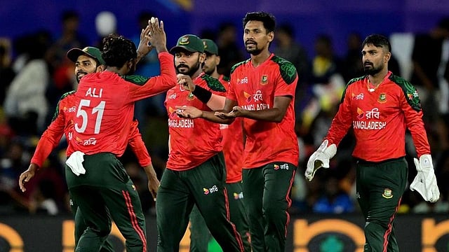 ഐപിഎല്ലിൽ ഇല്ല, പിഎസ്എല്ലിൽ പങ്കെടുക്കാൻ അനുമതിയില്ല?; ബംഗ്ലാദേശ് താരങ്ങൾക്ക് തിരിച്ചടി
