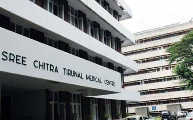 70 ലക്ഷം രൂപയുടെ അനധികൃത സ്വത്ത്; ശ്രീചിത്ര ഇന്സ്റ്റിറ്റ്യൂട്ട് മുന് ഡെപ്യൂട്ടി ഡയറക്ടര്ക്ക് തടവും പിഴയും