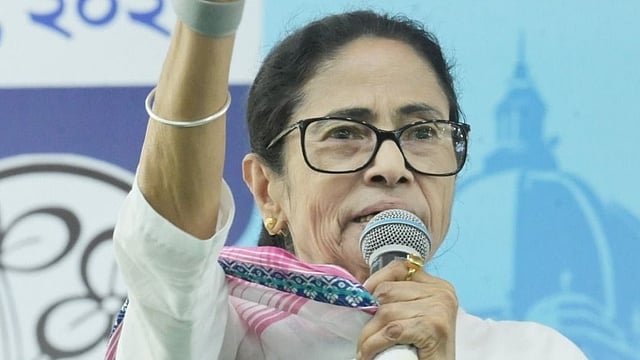 'മീനും ഇറച്ചിയും കഴിക്കാൻ സമ്മതിക്കില്ല; കലാപം നടത്തി, ആളുകളെ കൊന്ന് അധികാരം പിടിക്കുന്നവർ'; ബിജെപിയെ കടന്നാക്രമിച്ച് മമത (വിഡിയോ)