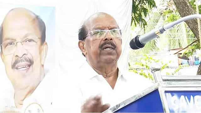 സി എസ് സുജാത നായന്മാരുടെ വീട്ടിലേ പോകൂ, ഭുവനേശ്വരന്റെ കൊലപാതകത്തിന് പിന്നില്‍ എസ്എഫ്‌ഐ ഗുണ്ടകള്‍: ജി സുധാകരന്‍