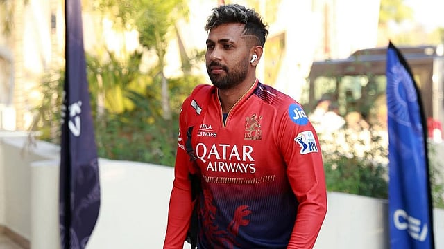nuwan thushara rcb