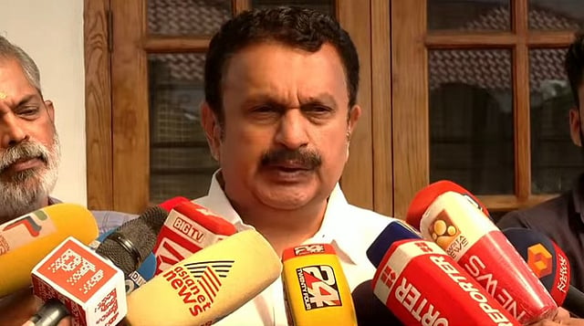 'നാലുവോട്ടിന് വേണ്ടി എംവി ഗോവിന്ദന്‍ എടുത്തുചാടി'; മൊണാലിസയുടെ വിവാഹത്തില്‍ അന്വേഷണം വേണമെന്ന് കെ മുരളീധരന്‍
