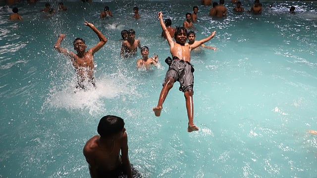 swimming pool
