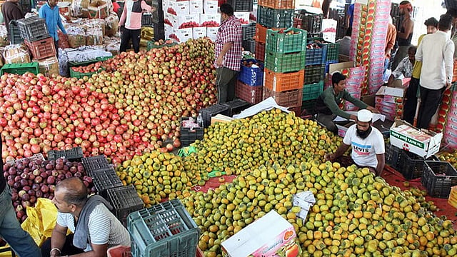 പലിശ നിരക്ക് കൂട്ടുമോ?; പണപ്പെരുപ്പനിരക്ക് പത്തുമാസത്തെ ഉയര്‍ന്ന നിലയില്‍ 