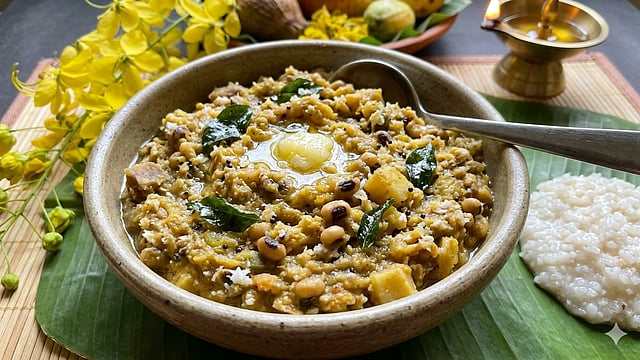നാവിൽ രുചി ഉണർത്തും വിഷു വിഭവങ്ങൾ, വിഷു പുഴുക്ക് റെസിപ്പി
