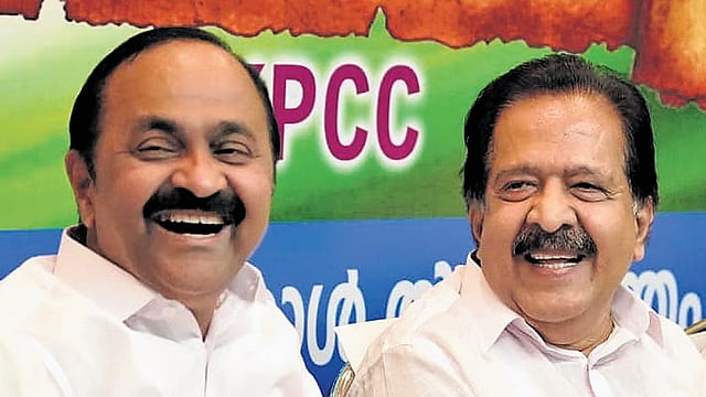 എണ്ണുംമുമ്പേ ചരടുവലി തുടങ്ങി ചെന്നിത്തലയും സതീശനും; എംഎല്‍എമാര്‍ക്ക് കോളടിക്കുമോ?; മുഖ്യമന്ത്രി സ്ഥാനത്തിനായി നിര്‍ണായക നീക്കങ്ങള്‍