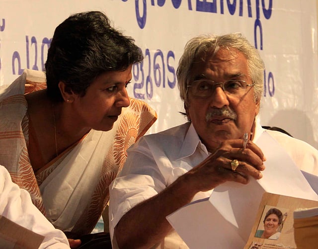ഉമ്മന്ചാണ്ടിക്കൊപ്പം