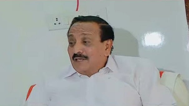 'വോട്ട് എണ്ണുംമുന്പേ അടി തുടങ്ങി; മുഖ്യമന്ത്രി തര്ക്കം പാര്ട്ടിക്ക് ഗുണകരമല്ല; മത്സരിക്കാന് ആവശ്യപ്പെട്ടവര് ഡല്ഹിയില് വന്ന് മാറ്റിപ്പറഞ്ഞു'