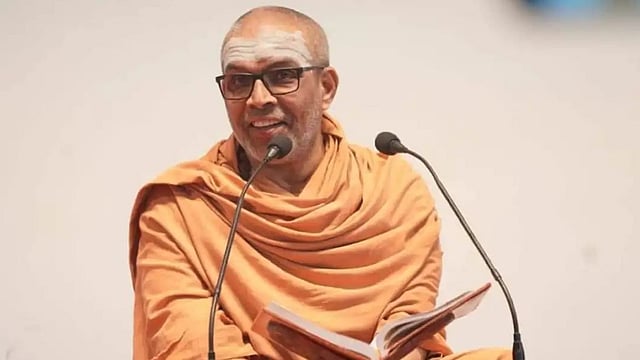 ബിജെപി കേരളം ഭരിക്കണമെങ്കില് മൂന്നാം തവണയും ഇടതുമുന്നണി തന്നെ അധികാരത്തിൽ വരണം: സ്വാമി ചിദാനന്ദപുരി