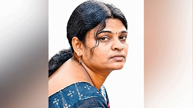 വിവാഹേതര ബന്ധം അറിഞ്ഞു; ഭര്‍ത്താവിനെ കൊല്ലാന്‍ സ്വര്‍ണം പണയം വച്ച് ക്വട്ടേഷന്‍; യുവതിയും കാമുകനും പിടിയില്‍ 